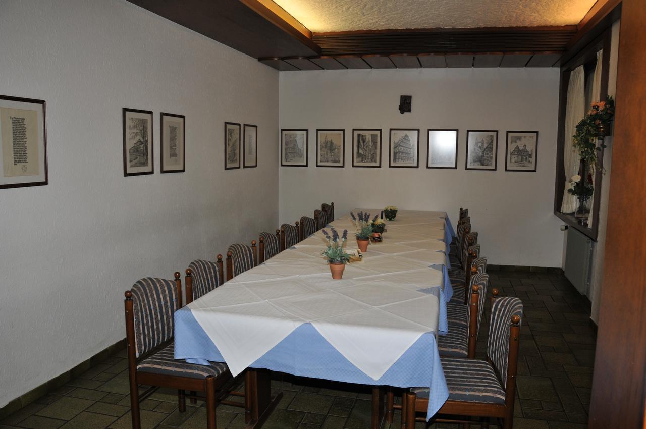 Hotel Gasthof Ratstube เคียร์ชไฮม์ อุนเทอร์ เท็ค ภายนอก รูปภาพ